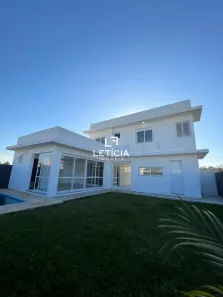 Casa de Condomínio com 3 Quartos à venda, 327m² no Camobi, Santa Maria
