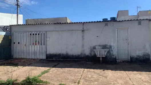 Casa com 2 Quartos à venda, 100m² no Santa Maria, Brasília