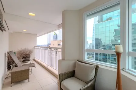 Apartamento com 3 Quartos à venda, 209m² no Vila Olímpia, São Paulo