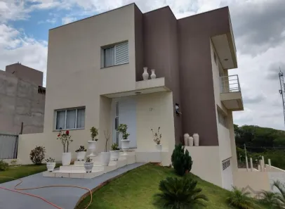 Casa de Condomínio com 4 Quartos à venda, 375m² no Swiss Park, Campinas