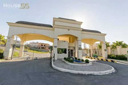 Casa de Condomínio com 4 Quartos à venda, 292m² no Butiatuvinha, Curitiba