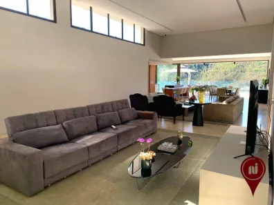 Casa de Condomínio com 5 Quartos à venda, 670m² no Vale dos Cristais, Nova Lima
