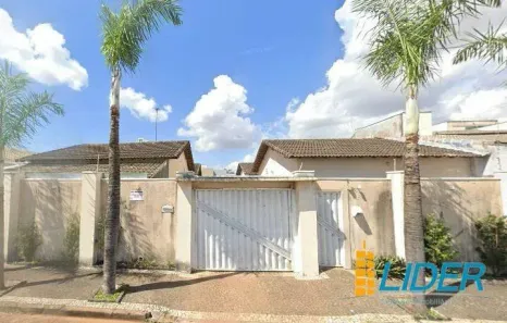 Casa com 2 Quartos à venda, 67m² no Novo Mundo, Uberlândia