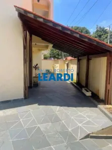Sobrado com 4 Quartos para alugar, 283m² no Jardim, Santo André