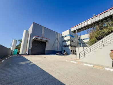 Galpão/Depósito/Armazém para alugar, 5500m² no Sertãozinho, Mauá
