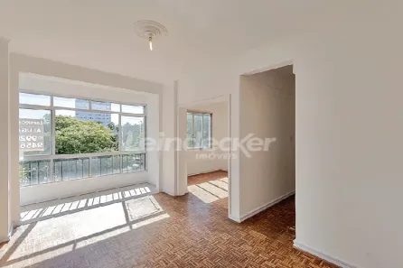 Apartamento com 2 Quartos para alugar, 86m² no Farroupilha, Porto Alegre
