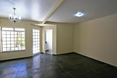 Casa com 3 Quartos à venda, 182m² no Vila Cordeiro, São Paulo