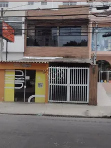 Imóvel Comercial com 3 Quartos à venda, 240m² no Gonzaga, Santos