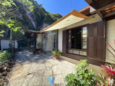 Casa com 4 Quartos à venda, 211m² no Albuquerque, Teresópolis