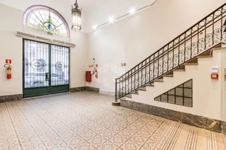 Prédio Comercial para alugar, 1800m² no Centro Histórico, Porto Alegre