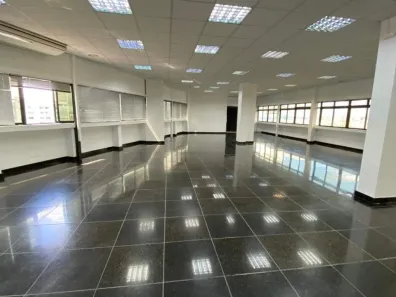 Sala Comercial para alugar, 300m² no Estoril, Belo Horizonte