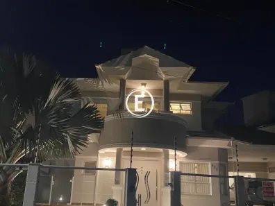 Casa com 3 Quartos à venda, 237m² no Pedra Branca, Palhoça
