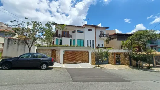 Sobrado com 4 Quartos à venda, 384m² no Jardim Guapira, São Paulo