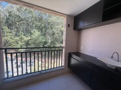 Apartamento com 2 Quartos à venda, 60m² no Itaipava, Petrópolis