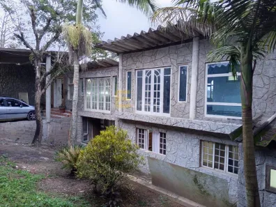 Casa com 5 Quartos para alugar, 720m² no Parque São Paulo, Embu-Guaçu