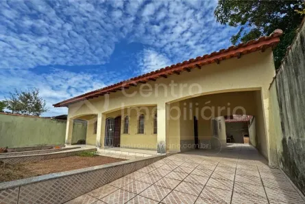 Casa com 3 Quartos à venda, 172m² no Balneario Flórida, Peruíbe