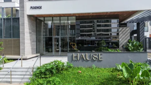 Apartamento com 3 Quartos à venda, 139m² no Gleba Fazenda Palhano, Londrina