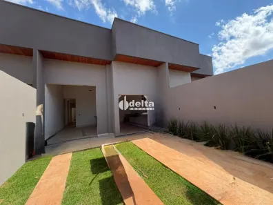 Casa com 3 Quartos à venda, 115m² no Novo Mundo, Uberlândia