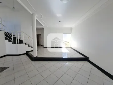 Casa com 4 Quartos para alugar, 376m² no Morada da Colina, Uberlândia