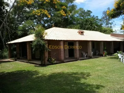 Fazenda/Sítio com 4 Quartos à venda, 120000m² no Mandú, Pindamonhangaba