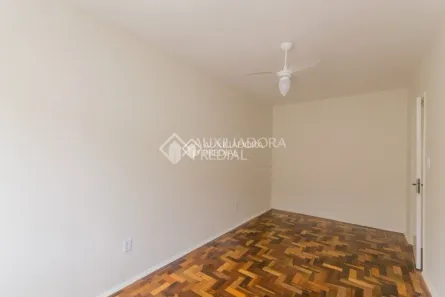Apartamento com 2 Quartos à venda, 58m² no Passo da Areia, Porto Alegre