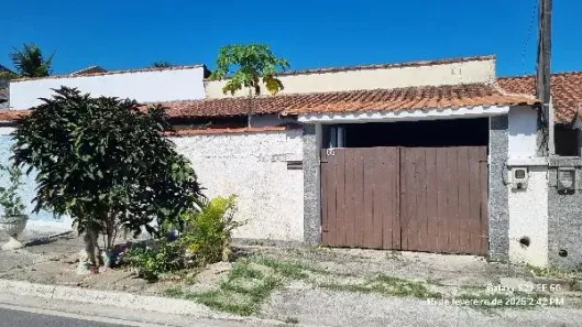 Casa com 2 Quartos à venda, 66m² no Fazendinha, Araruama