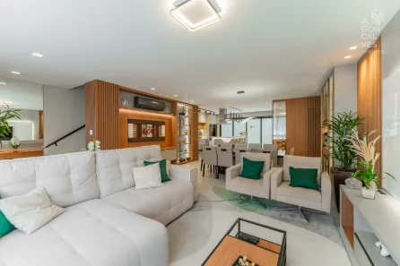 Casa de Condomínio com 4 Quartos à venda, 258m² no Campo Comprido, Curitiba