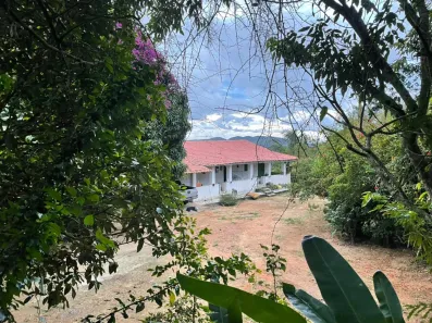 Fazenda/Sítio com 8 Quartos à venda, 250000m² no Pacoti, Pacoti