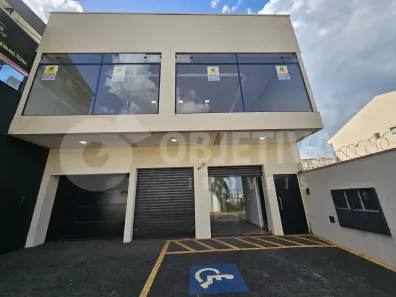 Ponto Comercial para alugar, 200m² no Jardim Patrícia, Uberlândia