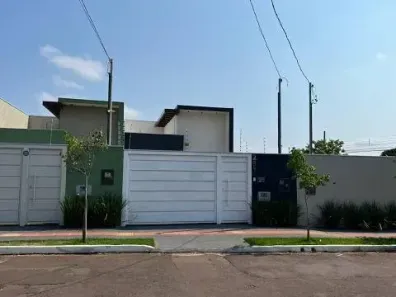 Casa com 3 Quartos à venda, 122m² no Santo Antônio, Campo Grande