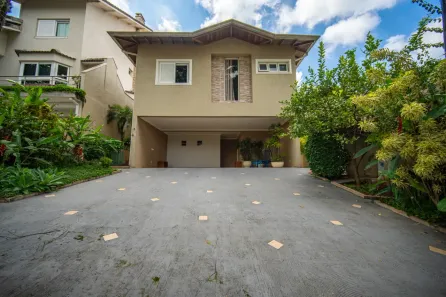 Casa de Condomínio com 3 Quartos à venda, 220m² no São Paulo II, Cotia
