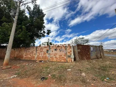 Lote/Terreno para alugar, 1800m² no Jardim Primavera, Montes Claros