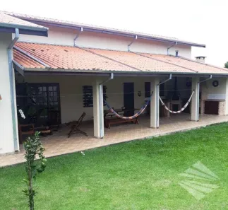 Casa com 3 Quartos à venda, 240m² no Granjas Rurais Reunidas São Judas Tadeu, Taubaté