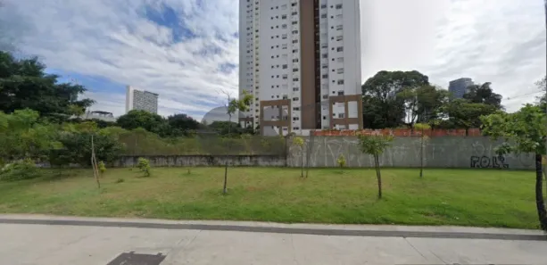 Lote/Terreno à venda, 810m² no Chácara Santo Antônio (Zona Sul), São Paulo