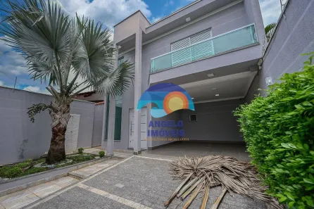 Sobrado com 4 Quartos à venda, 265m² no Bal Stella Maris, Peruíbe