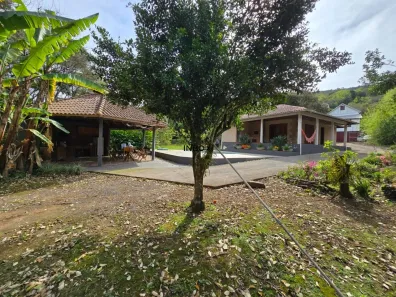 Fazenda/Sítio com 3 Quartos à venda, 130m² no Tuiuti, Bento Gonçalves