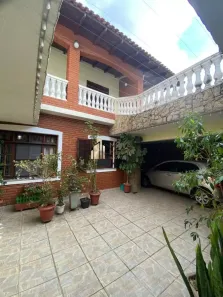 Casa com 3 Quartos à venda, 269m² no Jaguaribe, Osasco