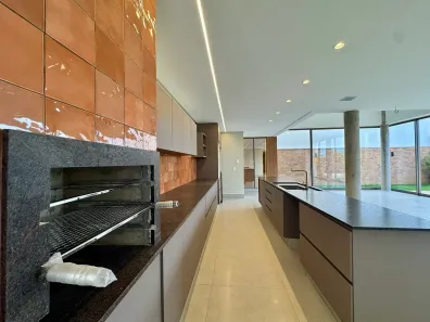 Casa de Condomínio com 4 Quartos à venda, 292m² no Jardins Capri, Senador Canedo