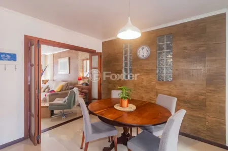 Casa de Condomínio com 3 Quartos à venda, 130m² no Cavalhada, Porto Alegre