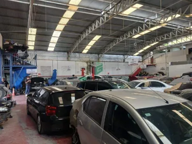 Galpão/Depósito/Armazém à venda, 900m² no Caiçaras, Belo Horizonte