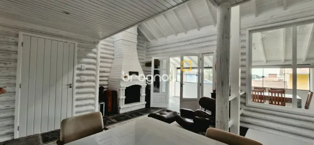 Casa com 3 Quartos à venda, 220m² no Sambaqui, Florianópolis