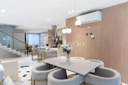 Casa de Condomínio com 3 Quartos à venda, 189m² no Gleba Simon Frazer, Londrina
