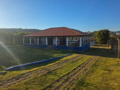 Casa de Condomínio com 3 Quartos à venda, 350m² no Residencial e Industrial Campo Alegre, Poços de Caldas