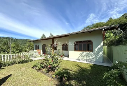 Casa com 3 Quartos à venda, 140m² no Salto Weissbach, Blumenau