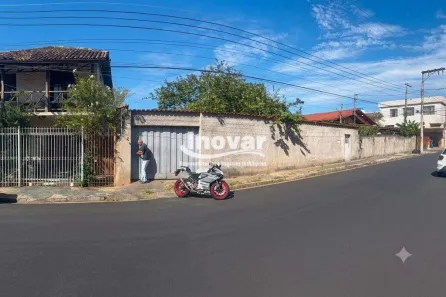 Casa com 2 Quartos à venda, 310m² no Ermelinda, Belo Horizonte