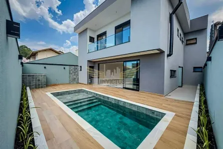 Sobrado com 4 Quartos à venda, 400m² no Independência, São Bernardo do Campo