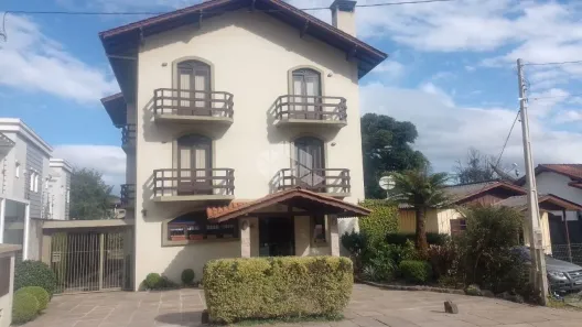 Imóvel Comercial com 10 Quartos à venda, 375m² no Centro, Canela
