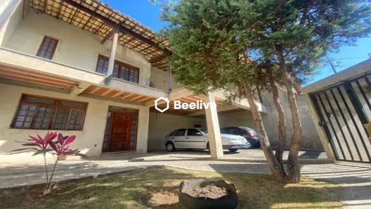 Casa com 4 Quartos à venda, 167m² no Serrano, Belo Horizonte