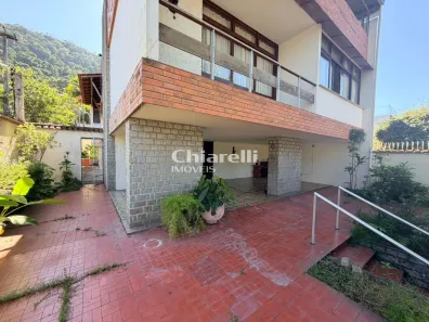 Casa com 4 Quartos à venda, 348m² no São Francisco, Niterói