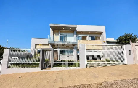 Casa com 4 Quartos à venda, 320m² no Torres, Torres